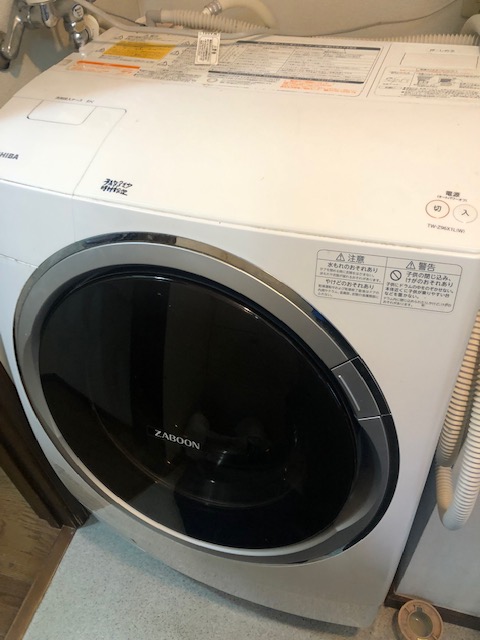 C1エラー排水できない・東芝ドラム式洗濯機TW-Z96X1》横浜市泉区 